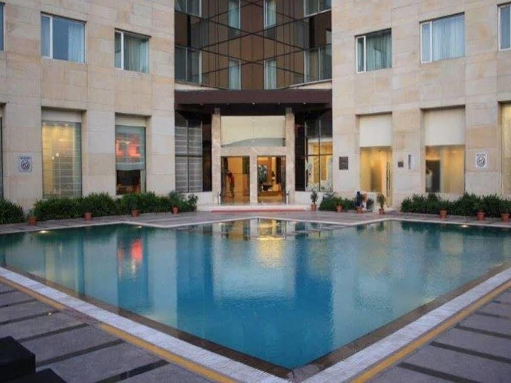 塞德拉瓦里橙园财富酒店 Bhiwadi 外观 照片